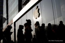 Pemotongan PPN berlaku, Apple dan sejumlah merek mewah turunkan harga jual di China
