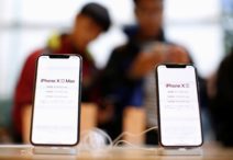 Pajak Dipangkas, Apple iPhone Turun Harga