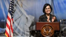 Sri Mulyani Kebut Aturan Turunan Diskon Pajak Hingga 300 Persen