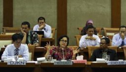 Sri Mulyani Bentuk Pos Baru Kejar Potensi Pajak e-Commerce