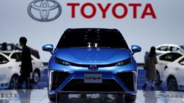Toyota Ingin Konsumen Melek Isu Netralitas Karbon, Sediakan Waste Station di Pusat Perbelanjaan