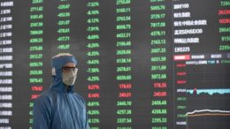 Volatilitas Masih Tinggi, IHSG Dibuka Jatuh-Bangun