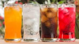 Emiten Diperkirakan Naikkan Harga Jika Cukai Minuman Naik