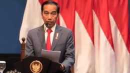 Jokowi: Pertumbuhan Ekonomi akan Turun Cukup Tajam akibat Corona