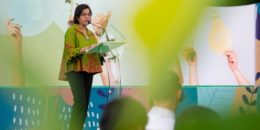 Menteri Sri Mulyani: Pajak Streaming Film dan Konvensional Sama