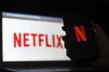 Siap-Siap Langganan Netflix Cs Bakal Kena PPN 10%