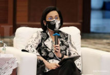 Kredit seret, setoran pajak jasa keuangan dan asuransi anjlok di tahun lalu