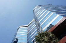 Ekonomi RI Lesu, Daya Pungut Pajak Konsumsi Makin Merosot