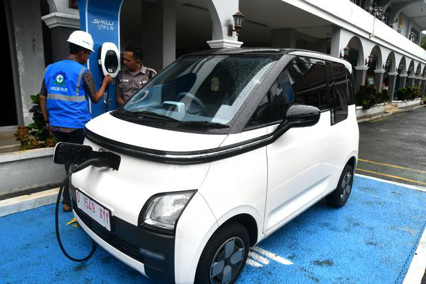 Insentif Mobil Listrik Diumumkan 1 April, Harga Bisa Turun 32 Persen