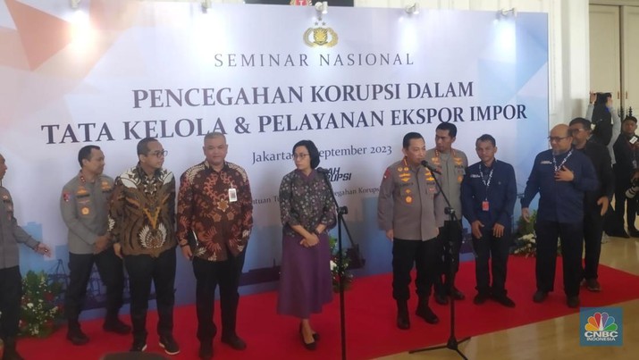 Sri Mulyani Ingatkan Risiko di Balik Maraknya Ekspor Impor