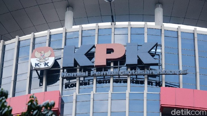 Blak-blakan Eks Pejabat Pajak Minta Duit untuk Bisnis Fesyen Anak