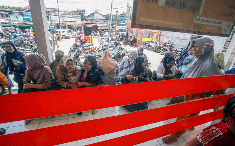 Dari Pajak, Anggaran Subsidi Upah Pekerja dan Guru Honorer Rp10,72 T