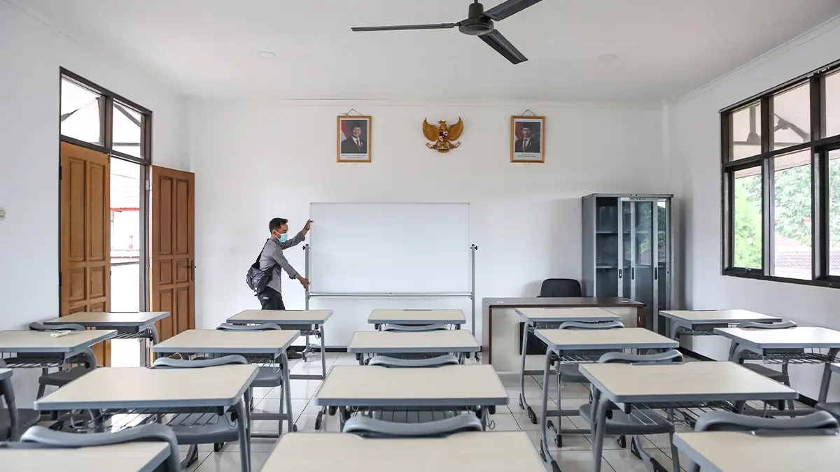 Didanai Pajak, Sri Mulyani Bakal Pastikan Sekolah Rakyat Tepat Sasaran