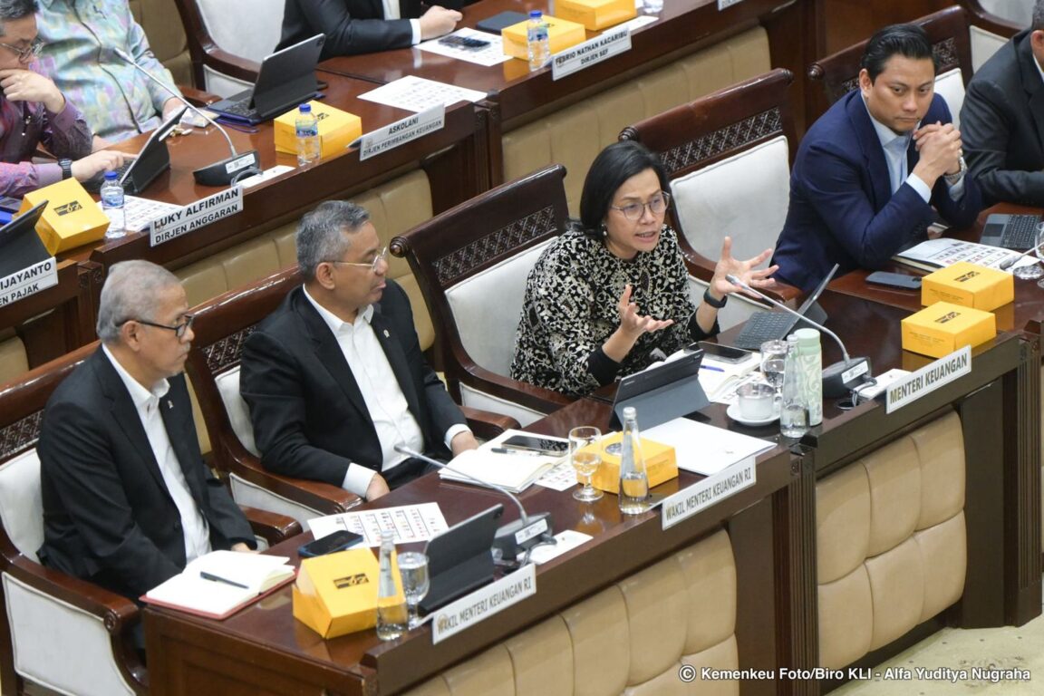 Target Penerimaan Perpajakan Dipatok Naik jadi Rp2.693,7 Triliun, Wamenkeu Anggito Pastikan Tak Akan Bebani Rakyat