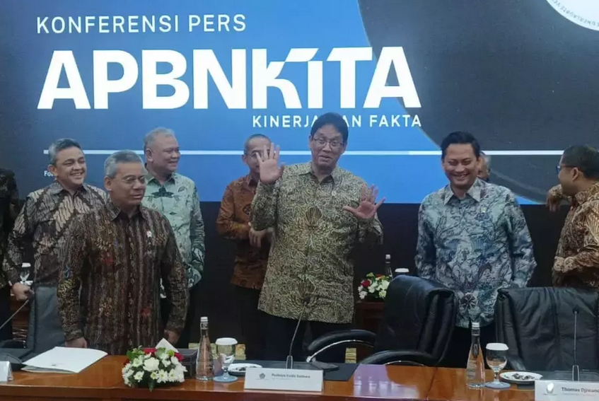 Rapor APBN 2025: Rasio Pajak Jeblok, Rasio Utang Tembus 41%, Tahun Ini Tambal Sulam