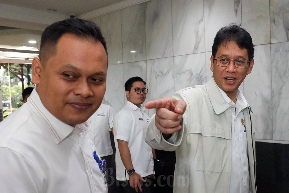Menkeu Purbaya Pastikan Tarif Pajak Tak Naik, Fokus Perluas Basis Penerimaan